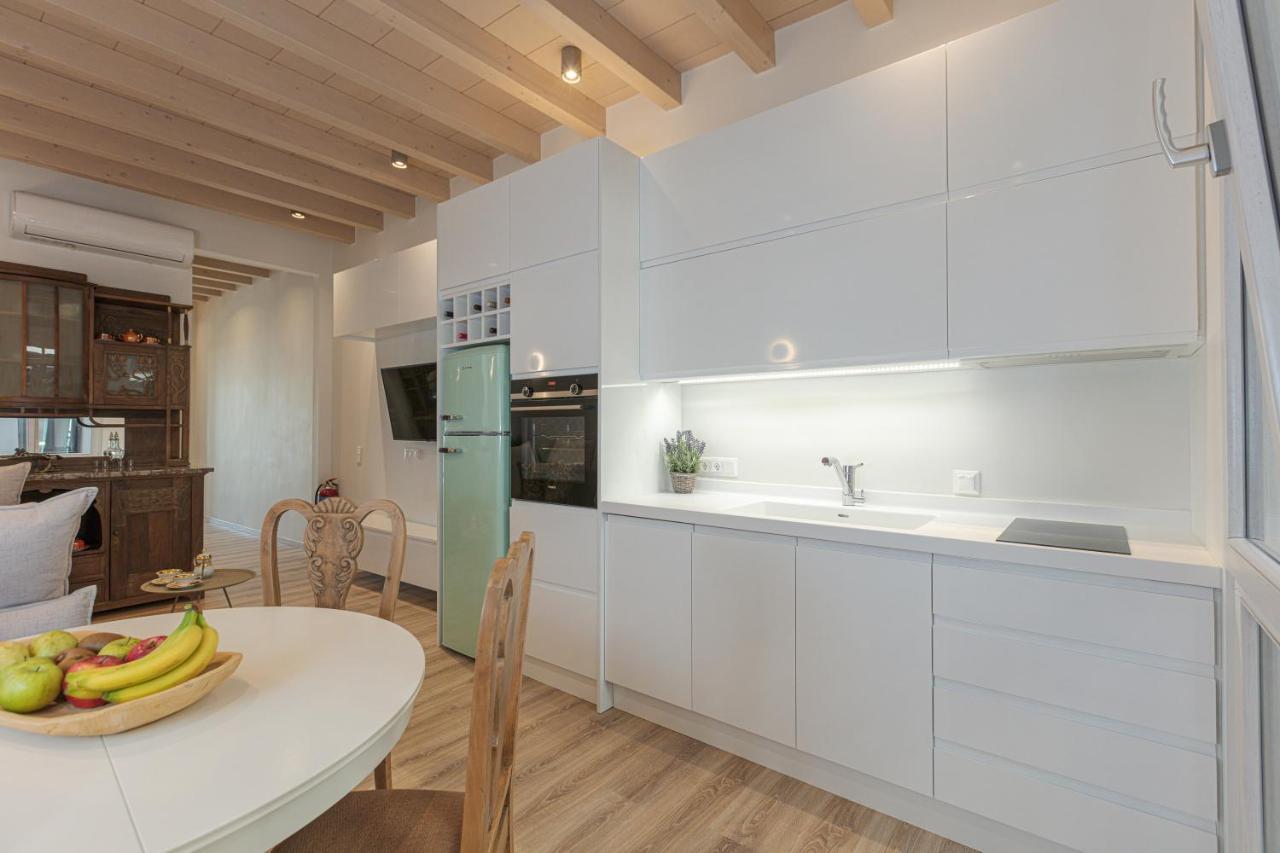 V77 Seafront Suites Rethymno  Ngoại thất bức ảnh