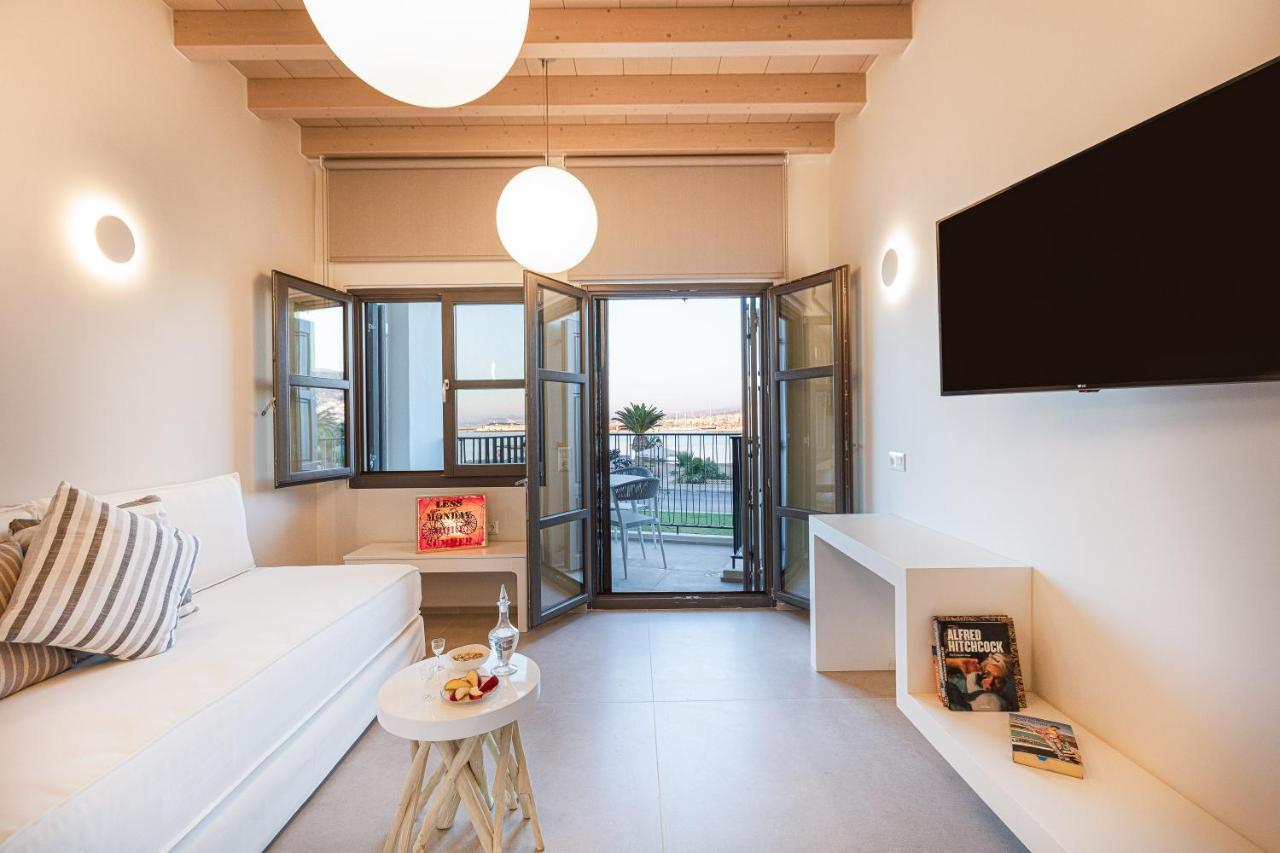 V77 Seafront Suites Rethymno  Ngoại thất bức ảnh